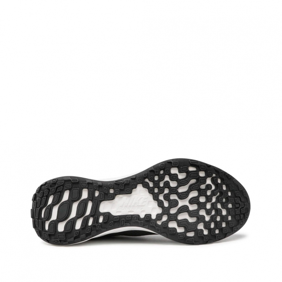REVOLUTION 6 SHOES
