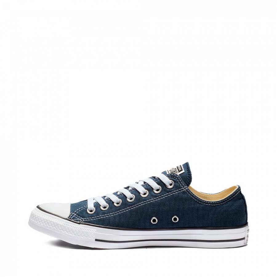 chuck-taylor-all-star-classic-low-top chuck-taylor-all-star-classic-low-top