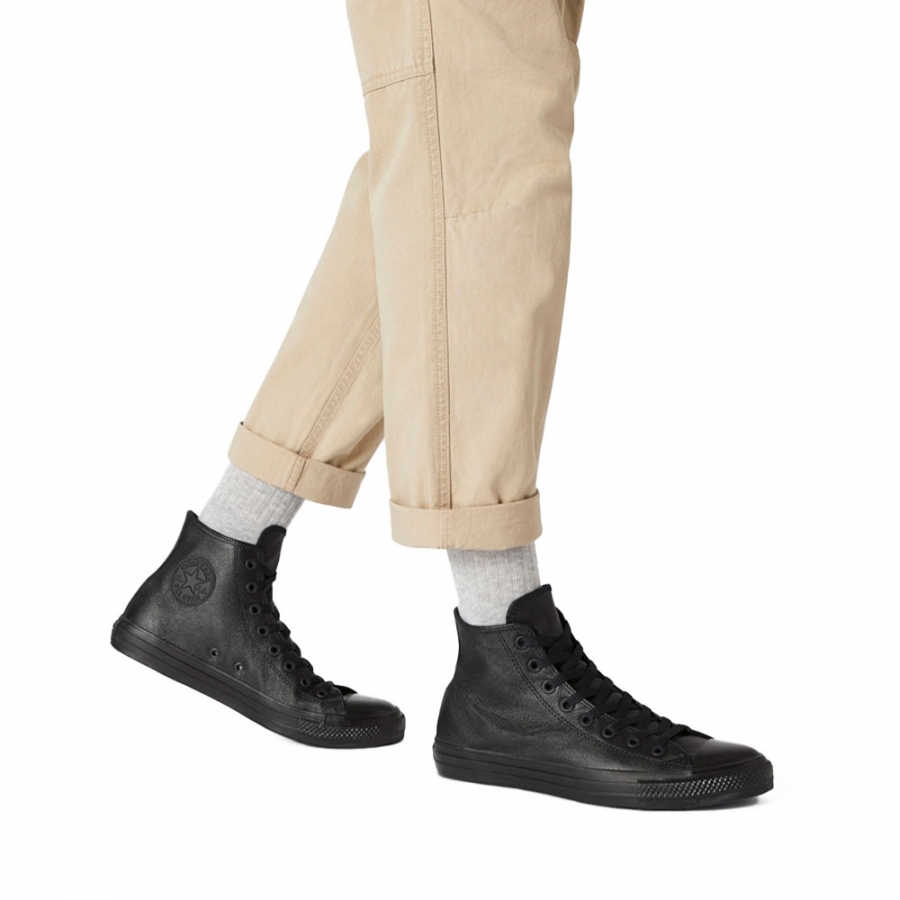 chuck-taylor-all-star-combinaison-haute-en-cuir chuck-taylor-all-star-combinaison-haute-en-cuir