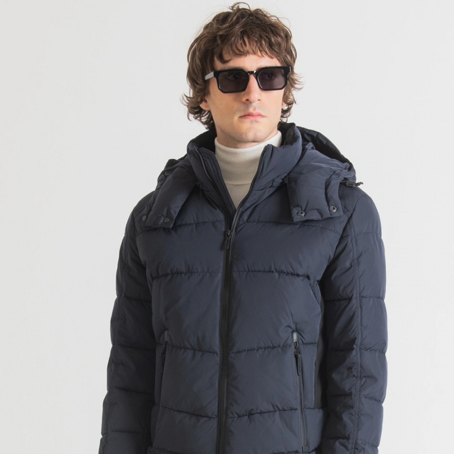 cazadora-regular-fit-con-capucha-desmontable cazadora-regular-fit-con-capucha-desmontable
