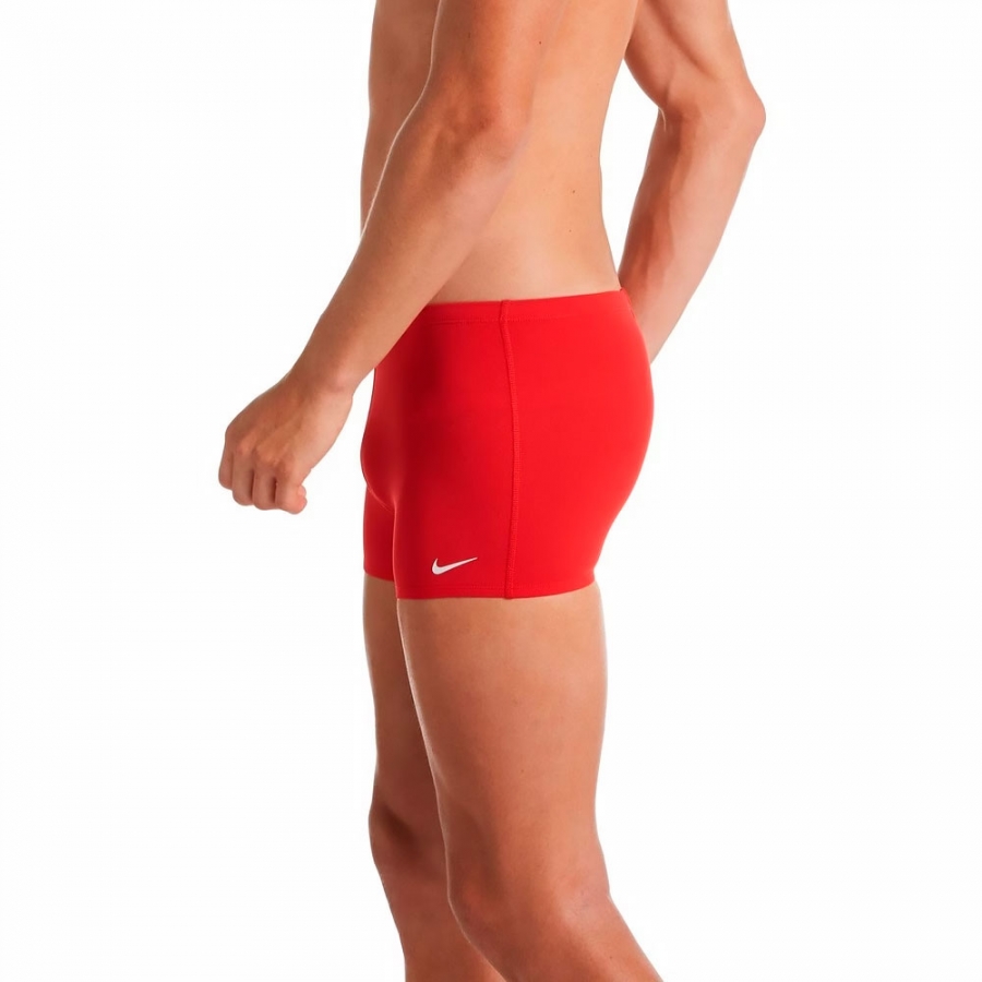 maillot-de-bain-carre maillot-de-bain-carre