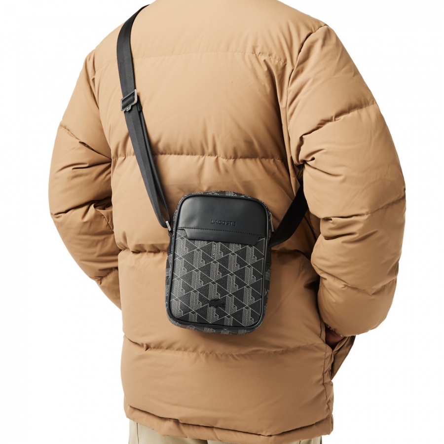 bandolera-vertical-the-blend-con-monograma-estampado bandolera-vertical-the-blend-con-monograma-estampado