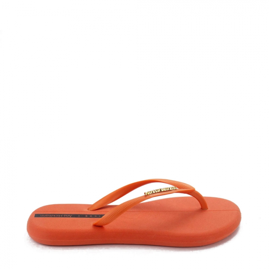 boot-orange-sandalen