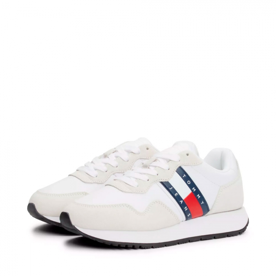 sneakers-essential-in-camoscio-con-suola-a-denti sneakers-essential-in-camoscio-con-suola-a-denti