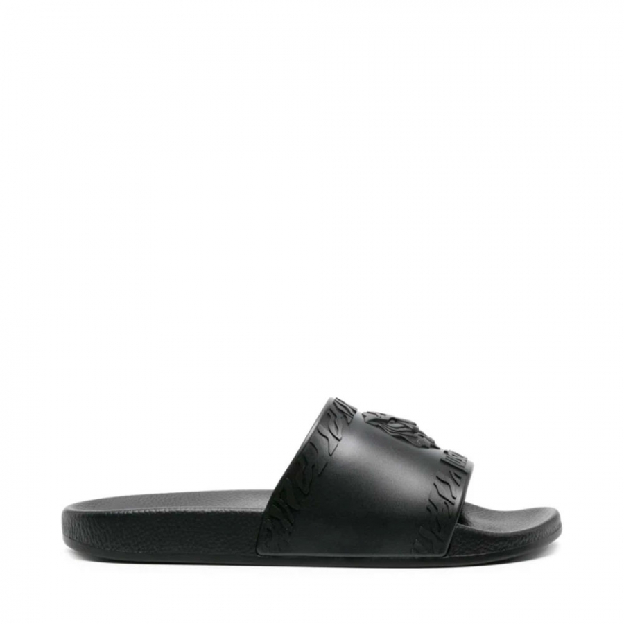 flip-flops-mit-schwarzer-unten flip-flops-mit-schwarzer-unten