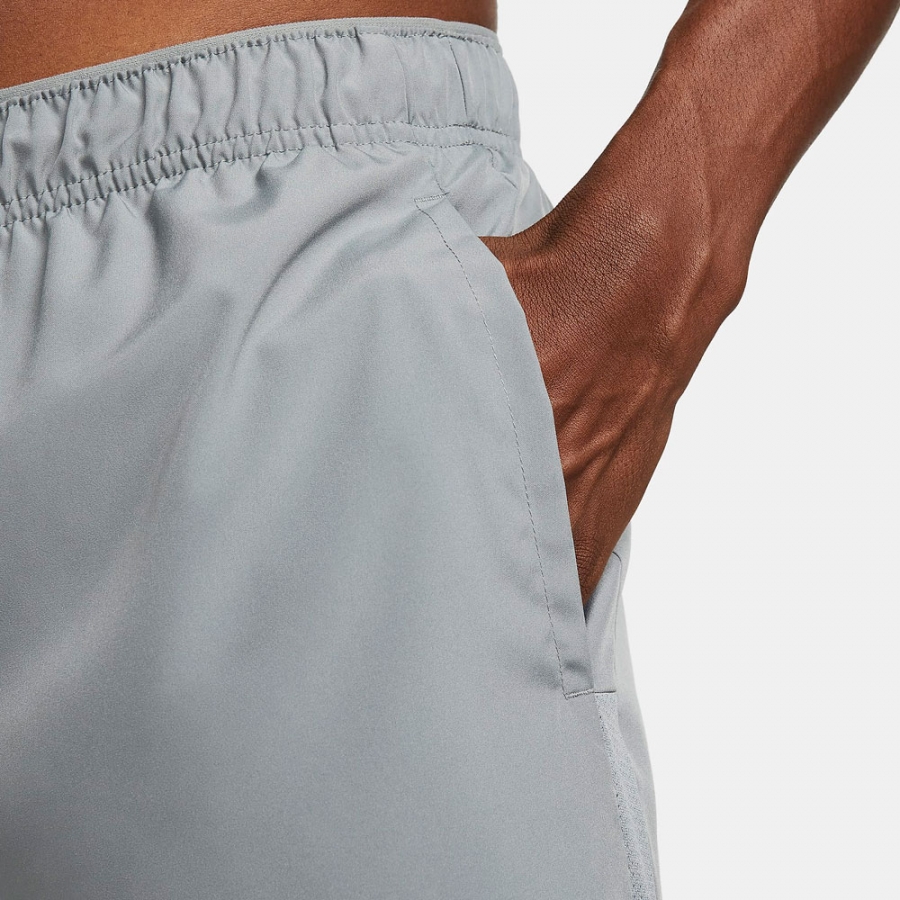 shorts-challenger-dri-fit-con-malla shorts-challenger-dri-fit-con-malla