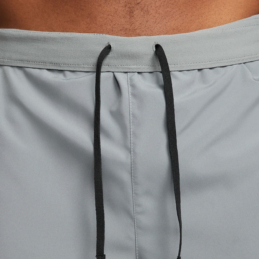 short-challenger-dri-ajuste-avec-maille short-challenger-dri-ajuste-avec-maille