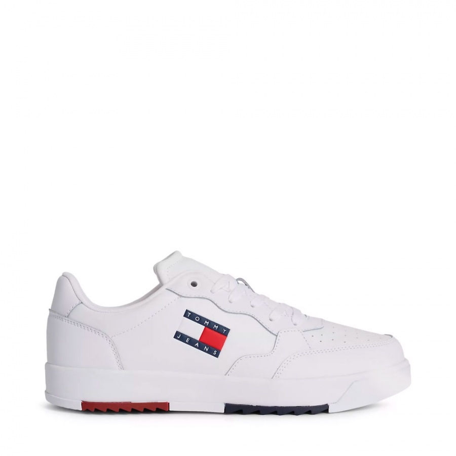 zapatillas-essential-con-suela-dentada-y-logo zapatillas-essential-con-suela-dentada-y-logo
