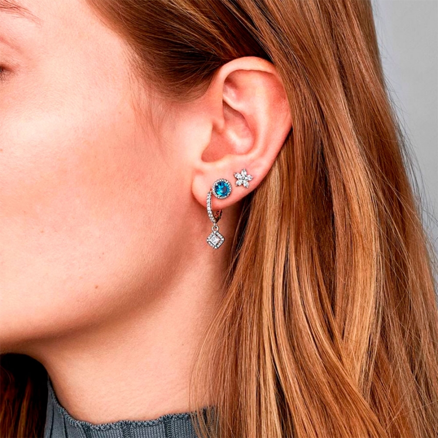 boucles-d-oreilles-a-tige-en-forme-de-flocon-de-neige-scintillant-299239c01 boucles-d-oreilles-a-tige-en-forme-de-flocon-de-neige-scintillant-299239c01