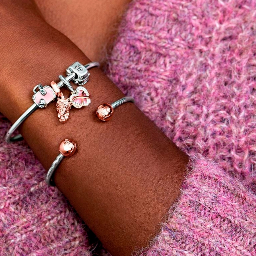 charme-dans-une-valise-en-argent-massif-798063en1-24 charme-dans-une-valise-en-argent-massif-798063en1-24