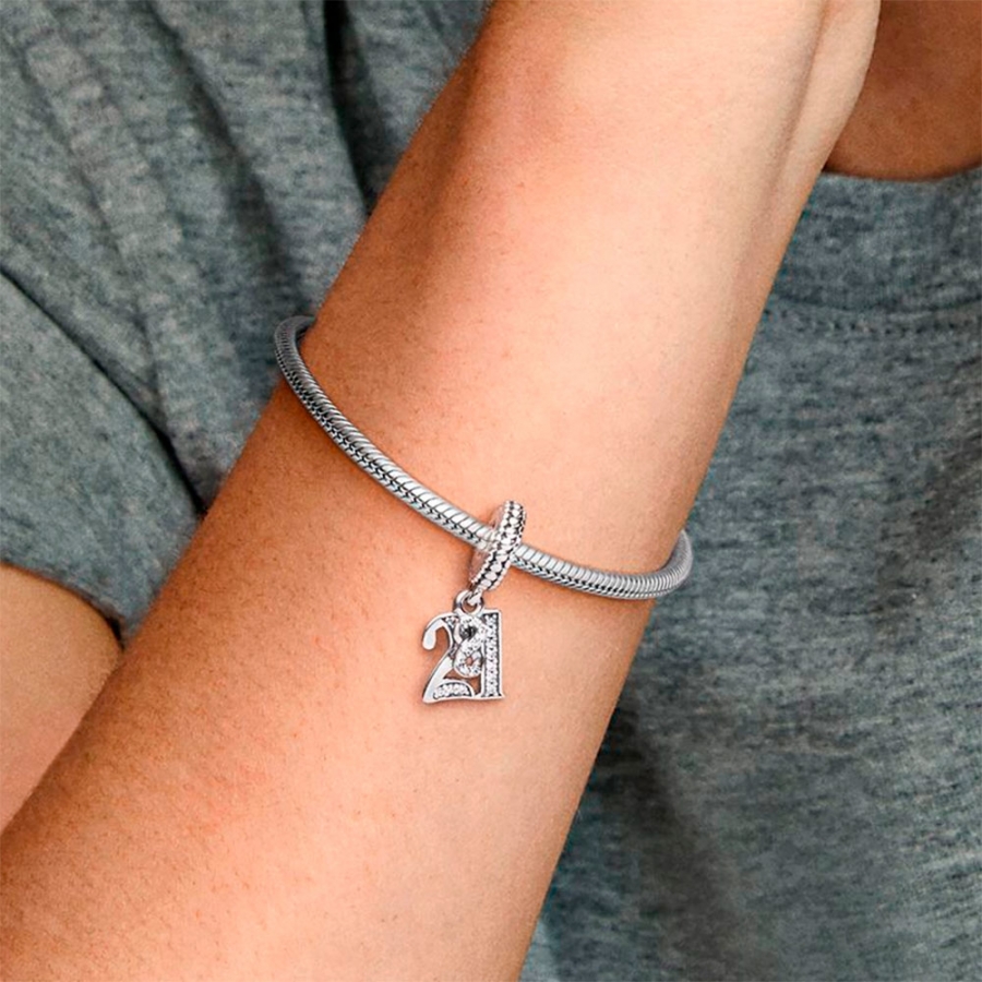 charm-colgante-en-plata-de-ley-21-anos-de-amor-797263cz charm-colgante-en-plata-de-ley-21-anos-de-amor-797263cz