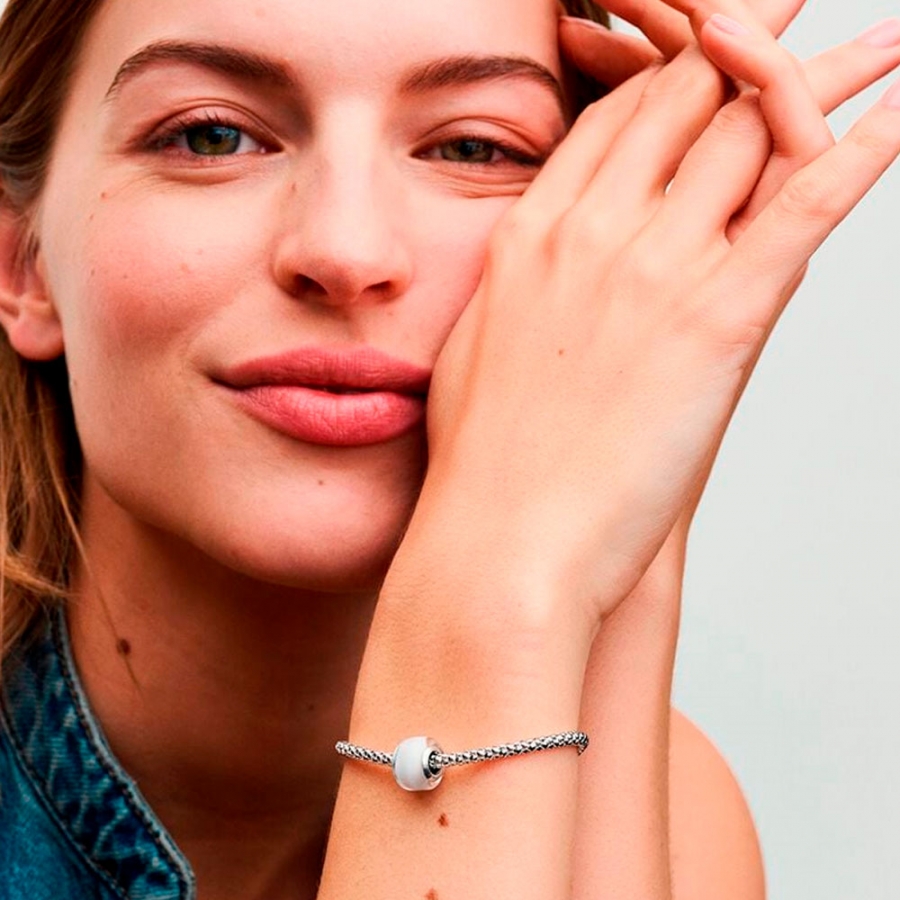 mini-charme-aus-weissem-murano-glas-793118c00 mini-charme-aus-weissem-murano-glas-793118c00