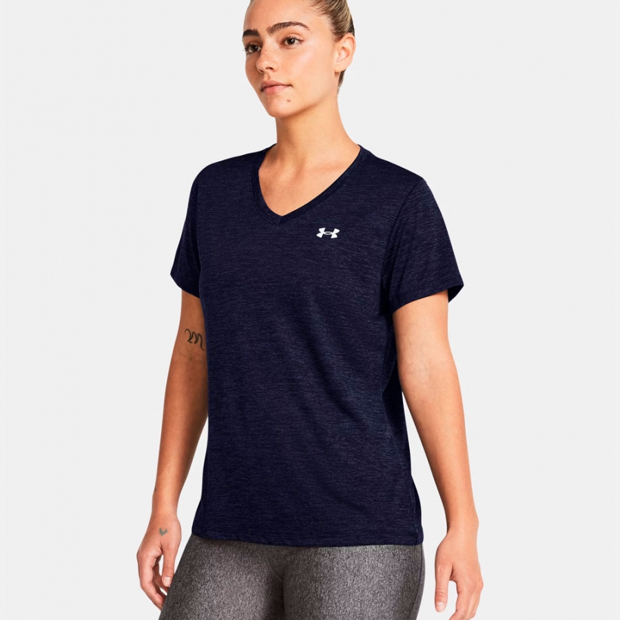 camiseta-de-manga-curta-com-decote-em-v-tech-twist camiseta-de-manga-curta-com-decote-em-v-tech-twist