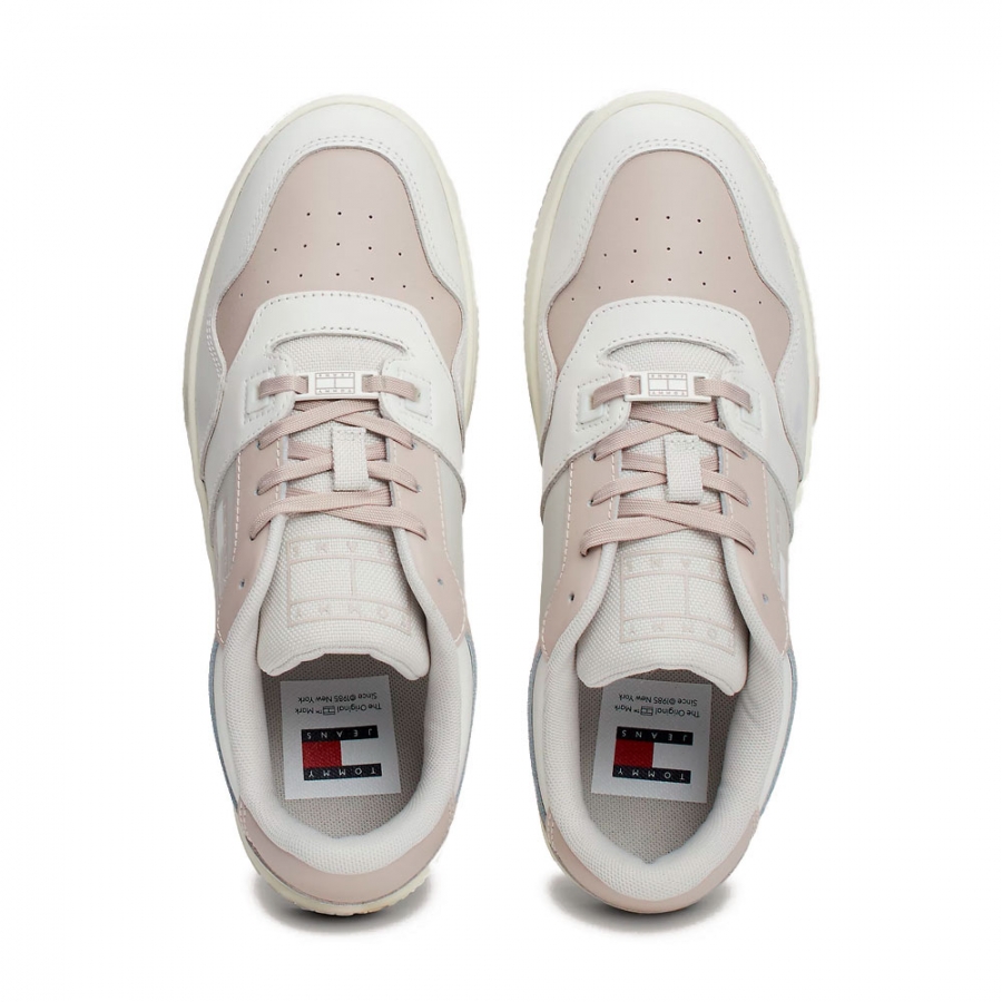 sneakers-in-pelle-tonalita-con-suola-denti sneakers-in-pelle-tonalita-con-suola-denti