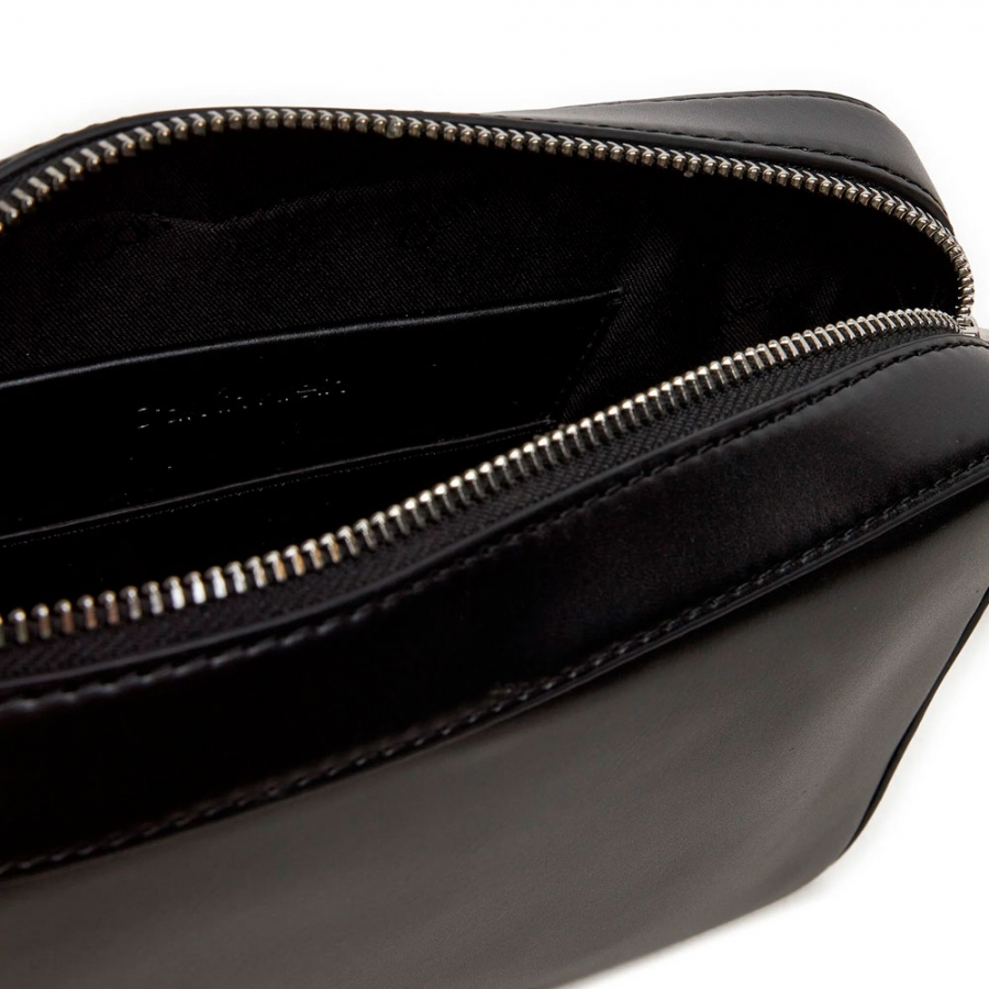 sac-bandouliere-avec-logo-camera-embosse sac-bandouliere-avec-logo-camera-embosse
