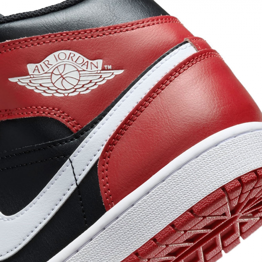 sneakers-air-jordan-1-media sneakers-air-jordan-1-media