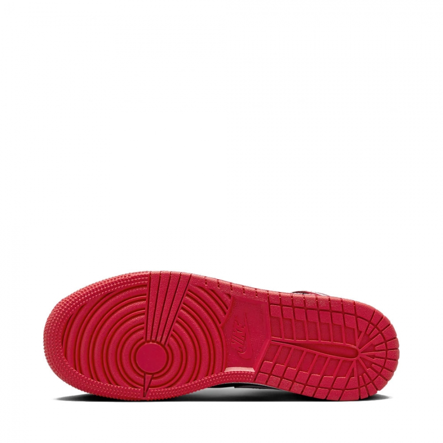 air-jordan-1-mid-kids-teens-sneakers air-jordan-1-mid-kids-teens-sneakers