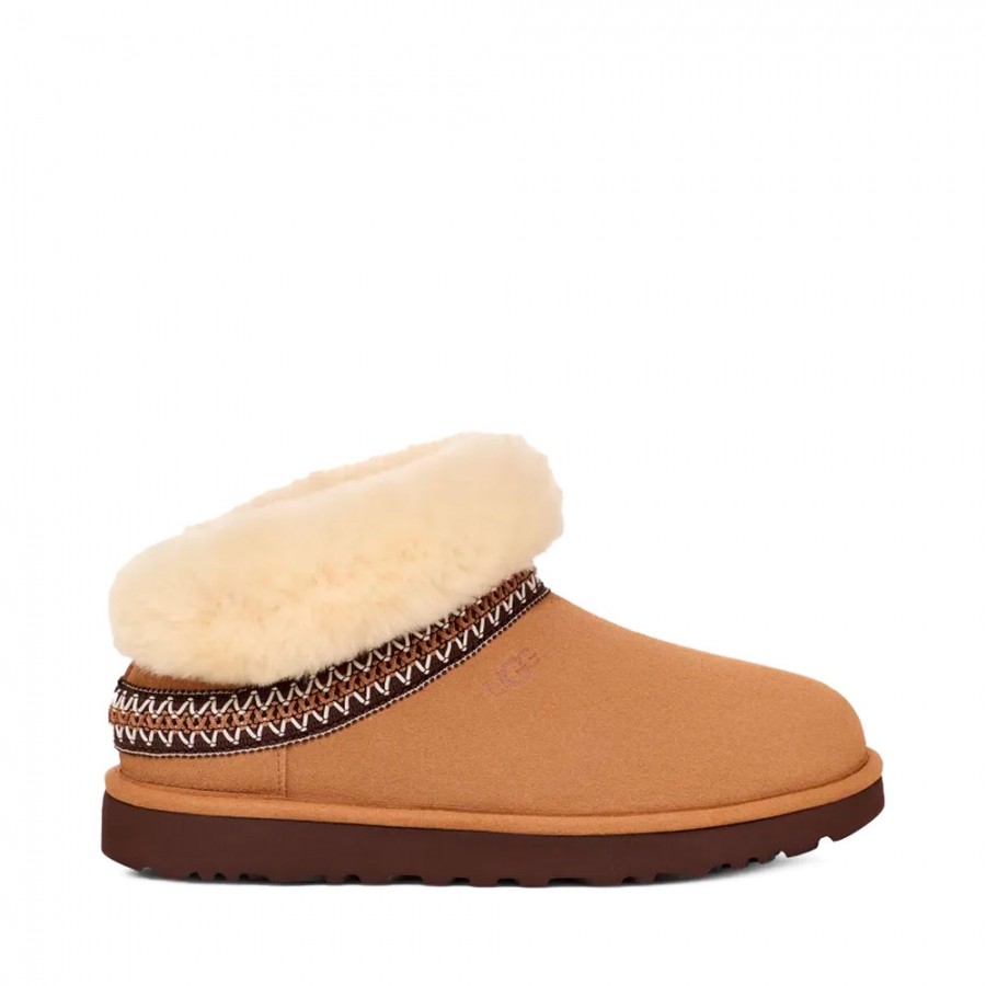 klassische-mini-halbmondstiefel klassische-mini-halbmondstiefel