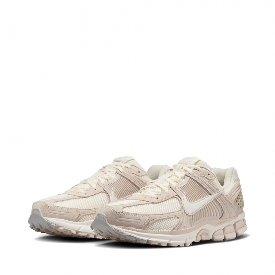 chaussures-zoom-vomero-5 chaussures-zoom-vomero-5