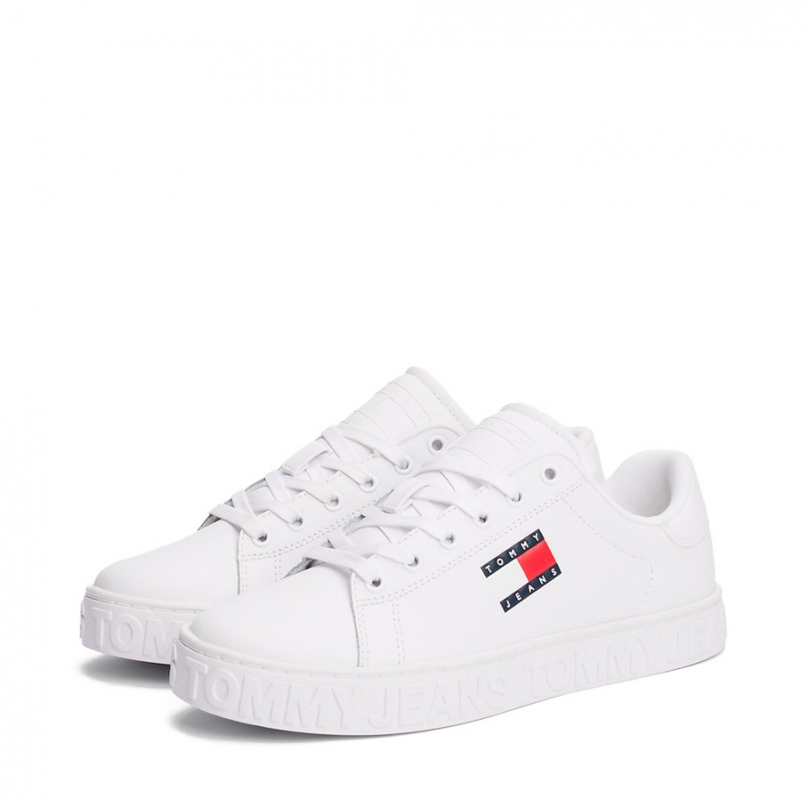 sneakers-con-platform-essenziali sneakers-con-platform-essenziali