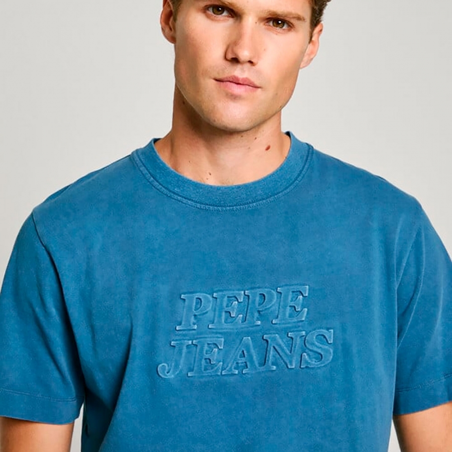 t-shirt-con-logo-in-rilievo-fit-regolare t-shirt-con-logo-in-rilievo-fit-regolare
