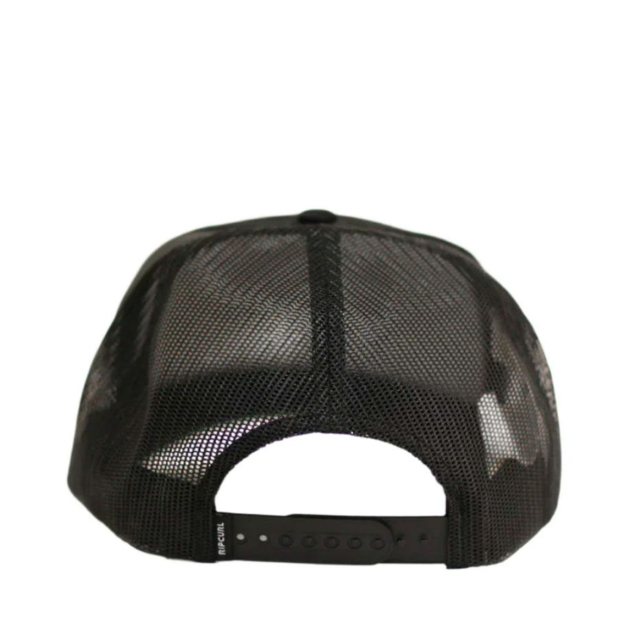 weekender-trucker-cap weekender-trucker-cap