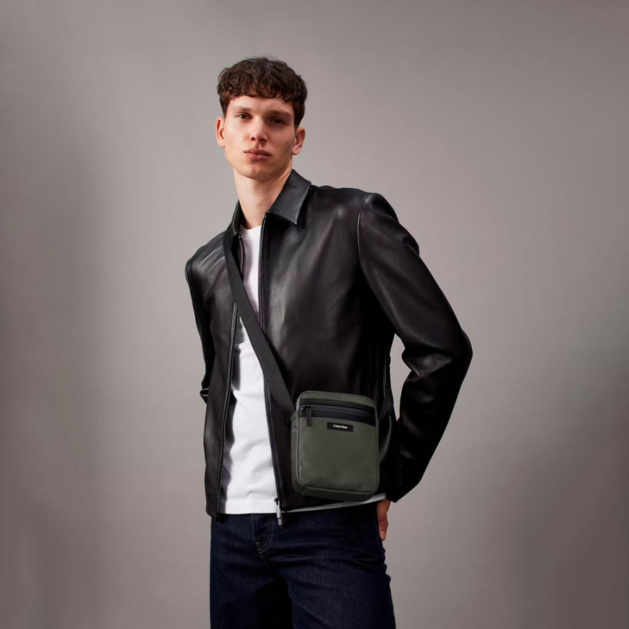 borsa-a-tracolla-essential-reporter-xs borsa-a-tracolla-essential-reporter-xs