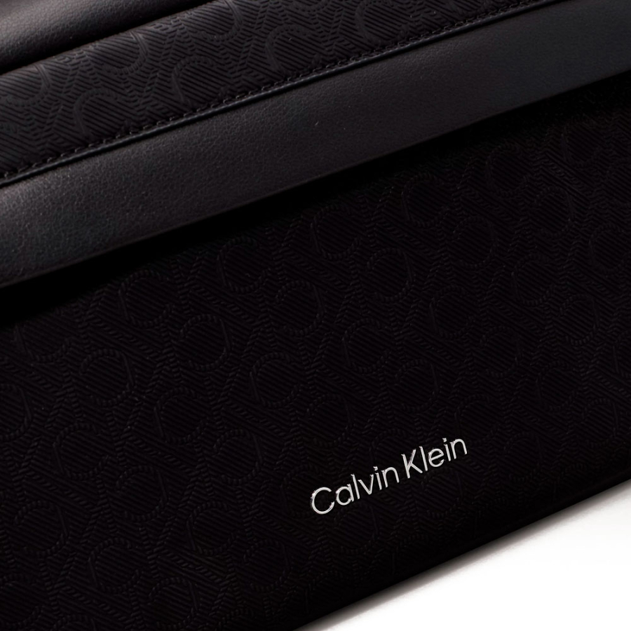 must-mono-makeup-bag must-mono-makeup-bag