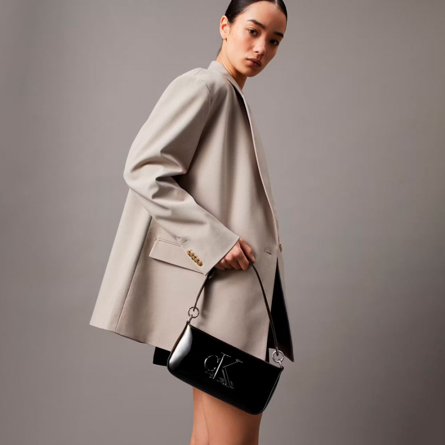 sac-a-bandouliere-sculpte sac-a-bandouliere-sculpte