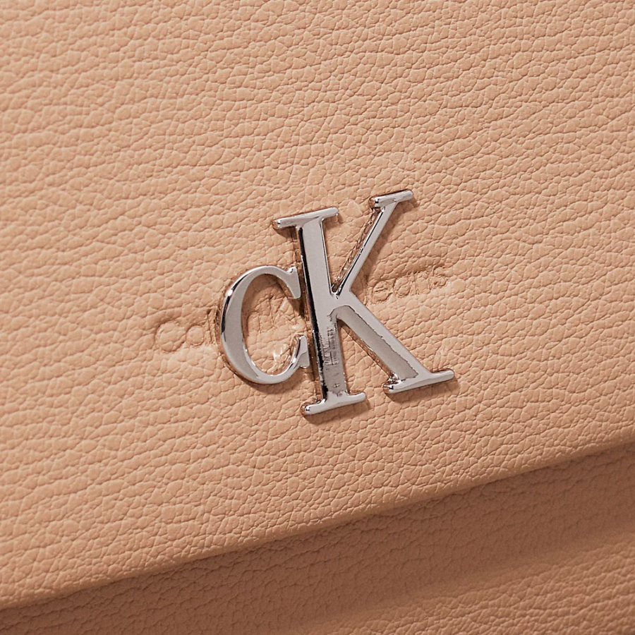 sac-d-epaule-minimal-monogramme sac-d-epaule-minimal-monogramme