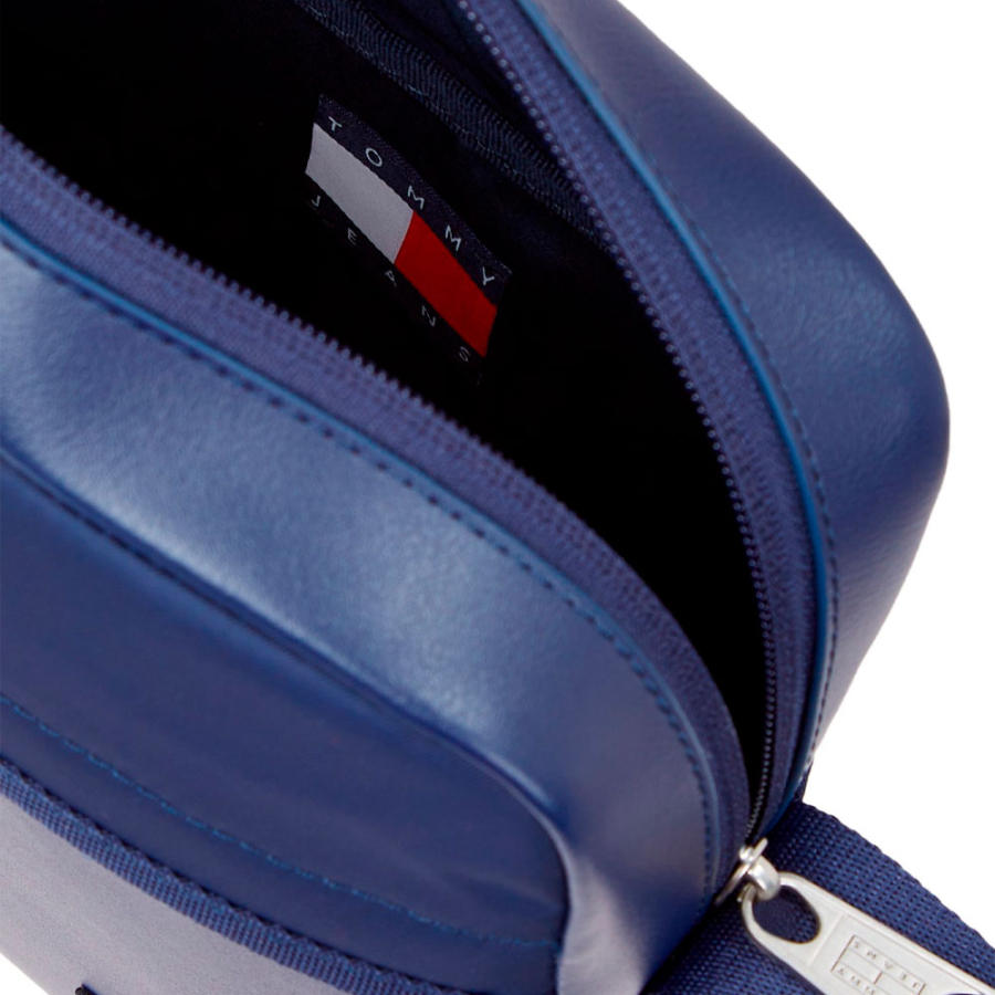 bolso-reporter-essential-con-logo bolso-reporter-essential-con-logo