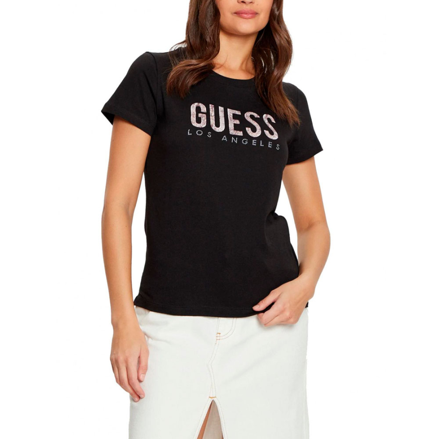 t-shirt-avec-logo-sur-le-devant t-shirt-avec-logo-sur-le-devant