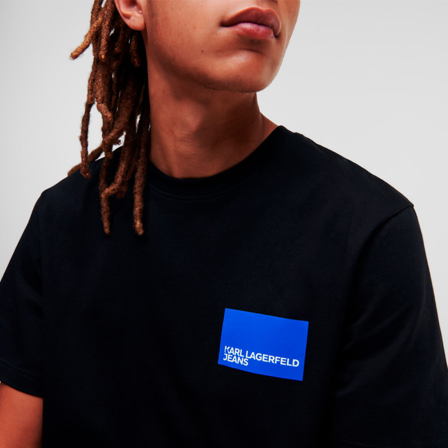kurzarmeliges-t-shirt kurzarmeliges-t-shirt