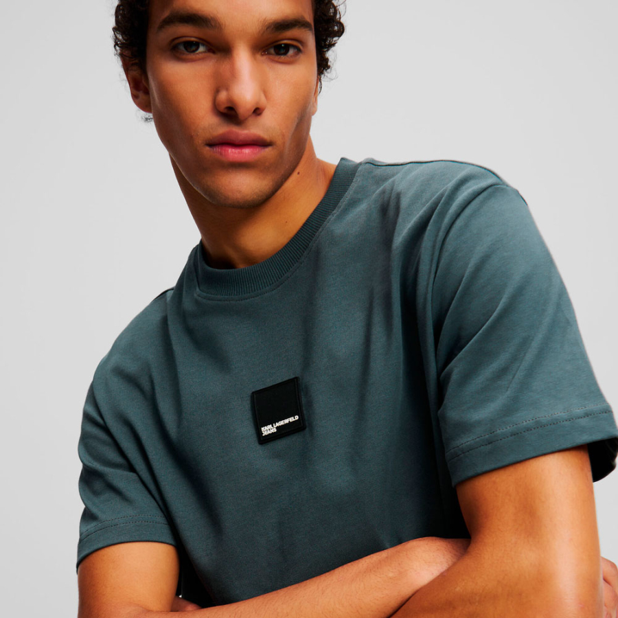 t-shirt-con-orlo-curvo t-shirt-con-orlo-curvo