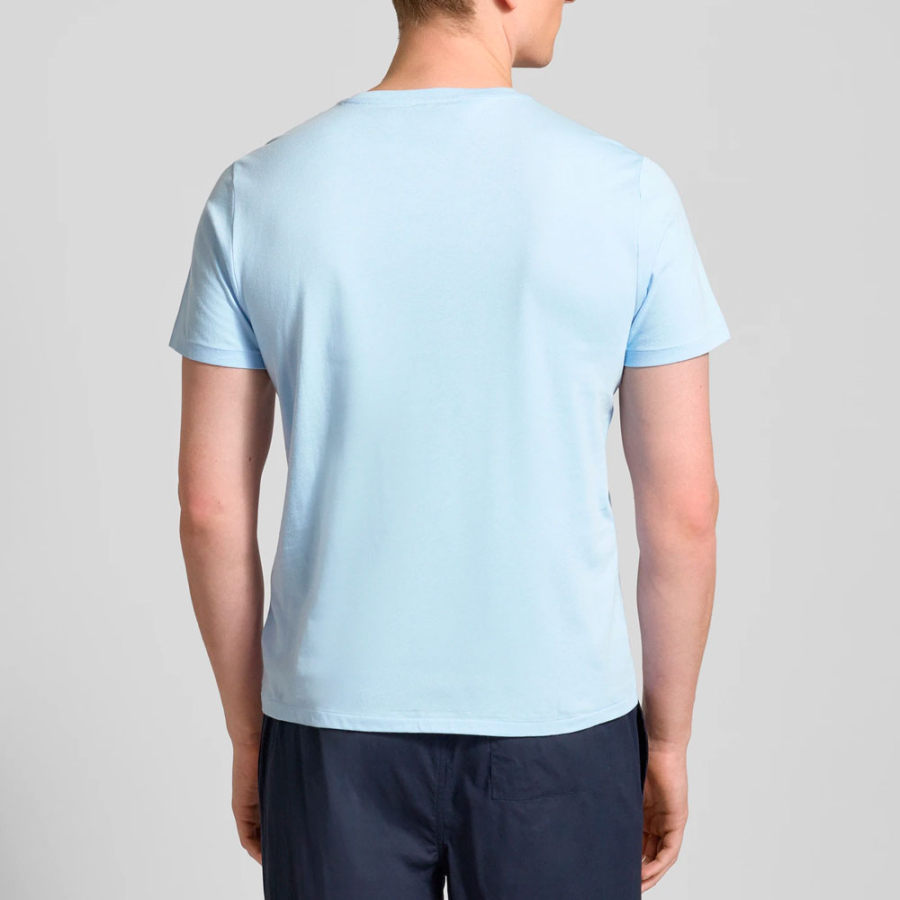 t-shirt-mit-markennamen t-shirt-mit-markennamen