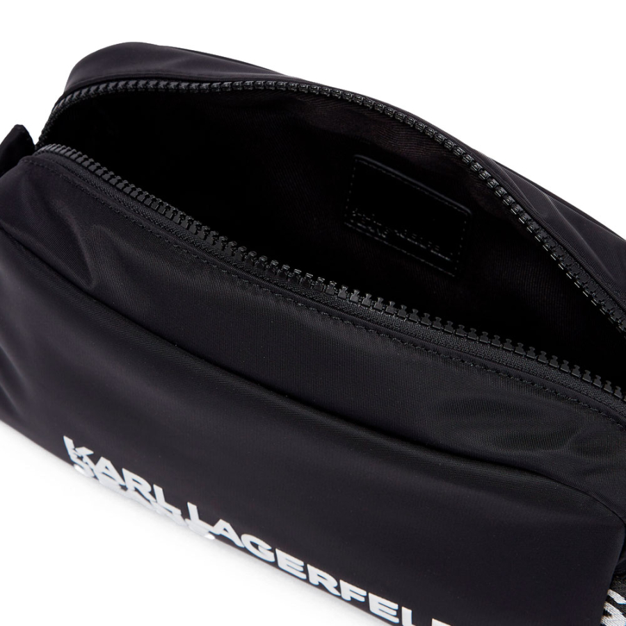 nadeltasche-aus-nylon nadeltasche-aus-nylon
