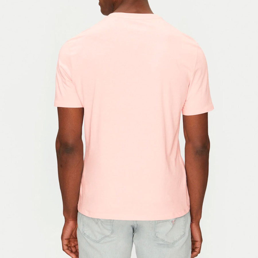 camiseta-con-logotipo-bordado-corte-slim