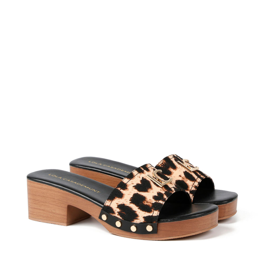 plateau-clog-mit-holzeffekt plateau-clog-mit-holzeffekt