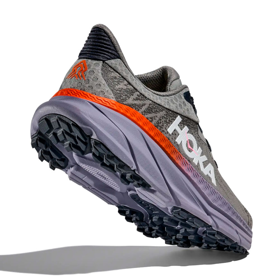 sneaker-challenger-7 sneaker-challenger-7