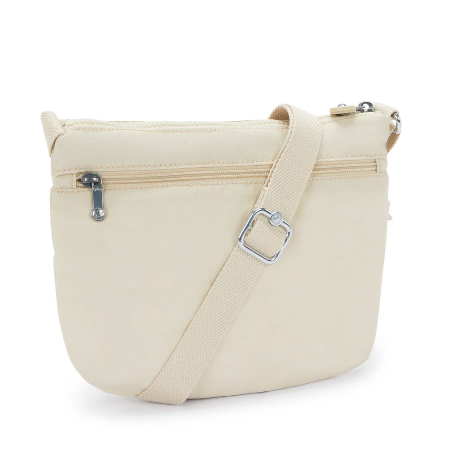 arto-s-schultertasche arto-s-schultertasche