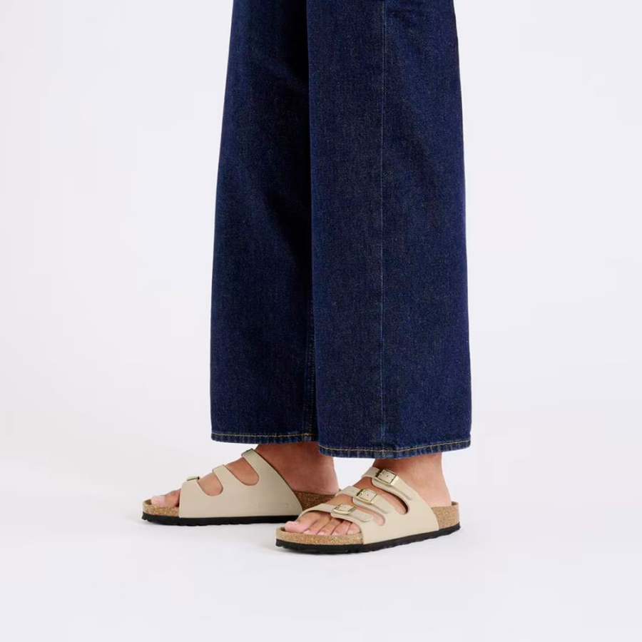 sandales-plates-birkenstock-florida-sandcastle-beiges