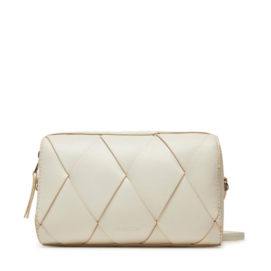woven-camera-shoulder-bag woven-camera-shoulder-bag