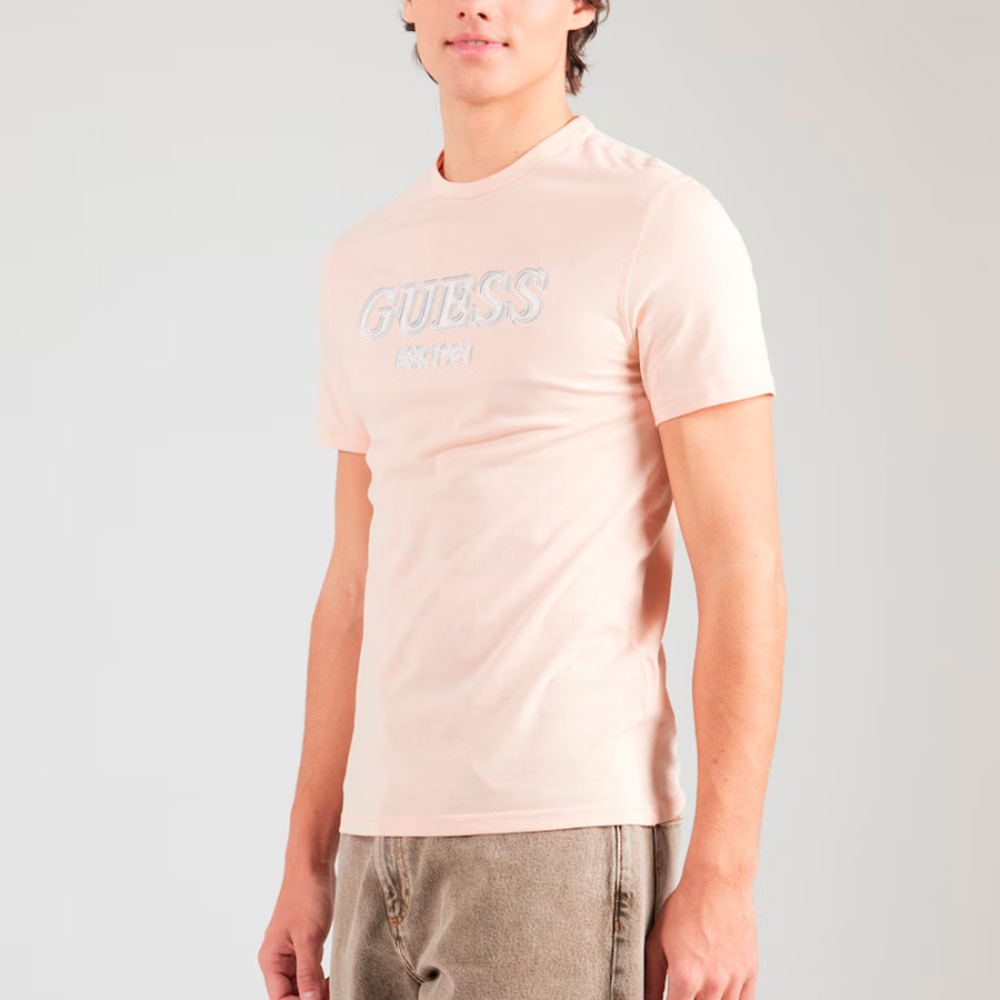 camiseta-com-logo-frontal camiseta-com-logo-frontal