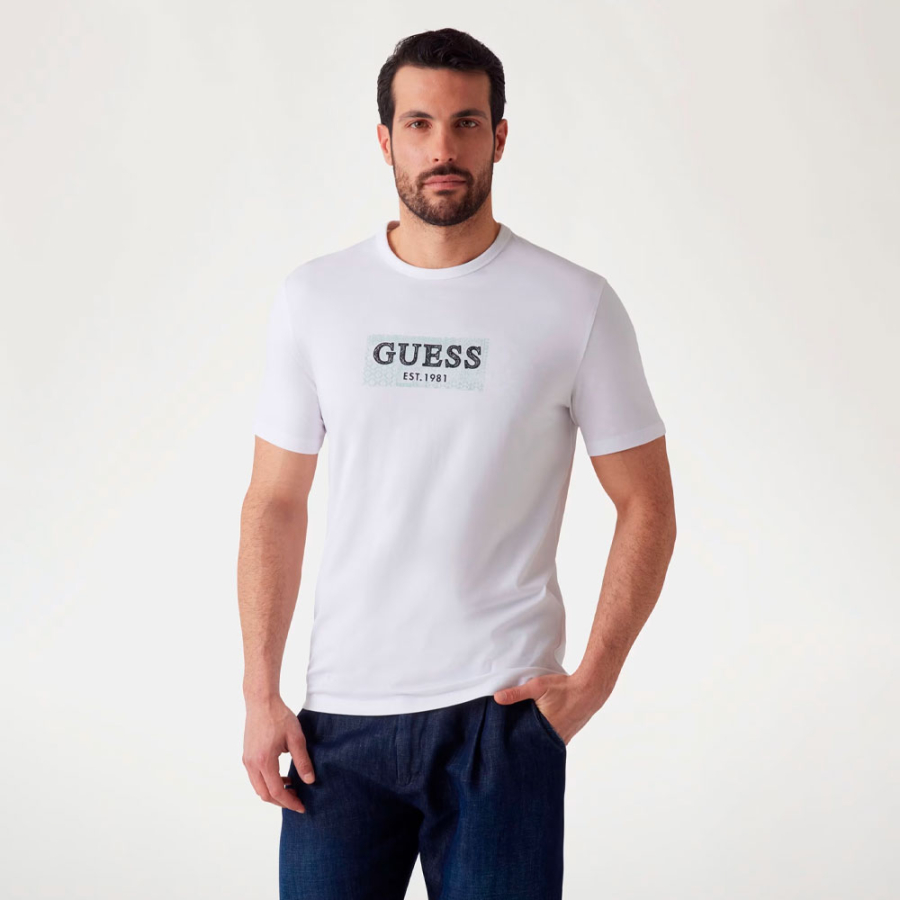 t-shirt-con-logo-frontale t-shirt-con-logo-frontale