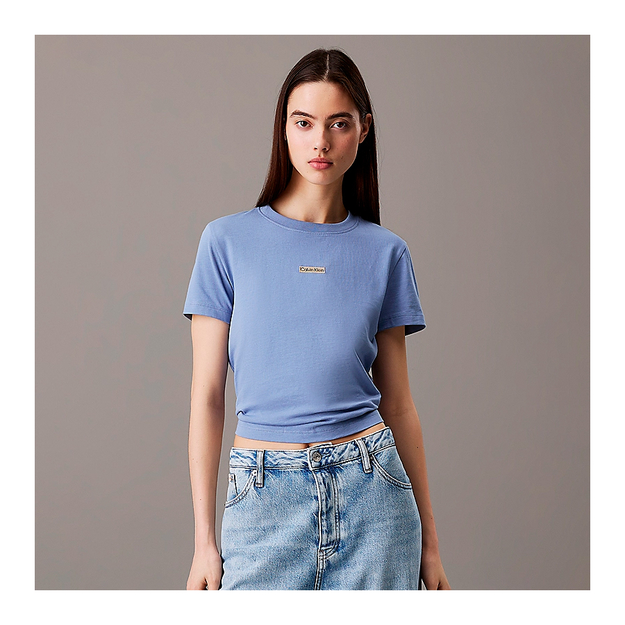 cropped-slim-t-shirt-with-badge cropped-slim-t-shirt-with-badge