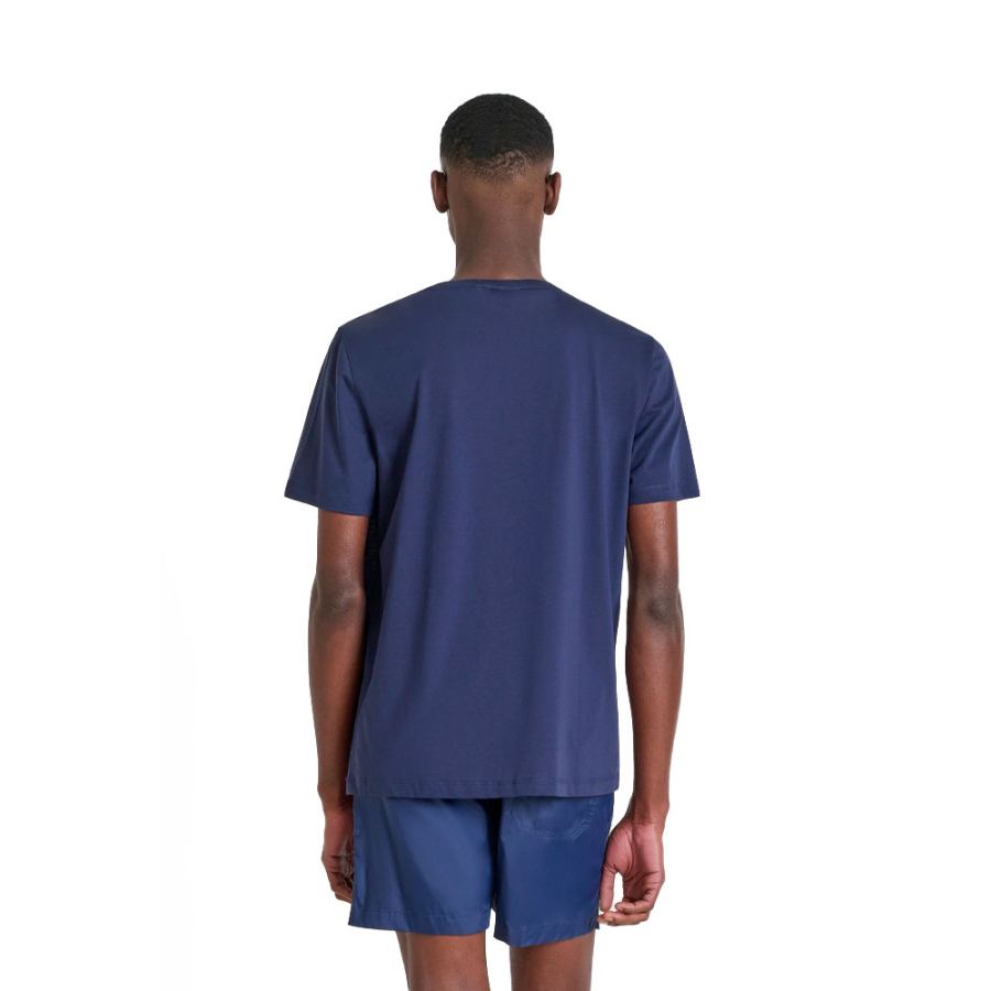 camiseta-de-ajuste-regular-com-logotipo-de-borracha camiseta-de-ajuste-regular-com-logotipo-de-borracha