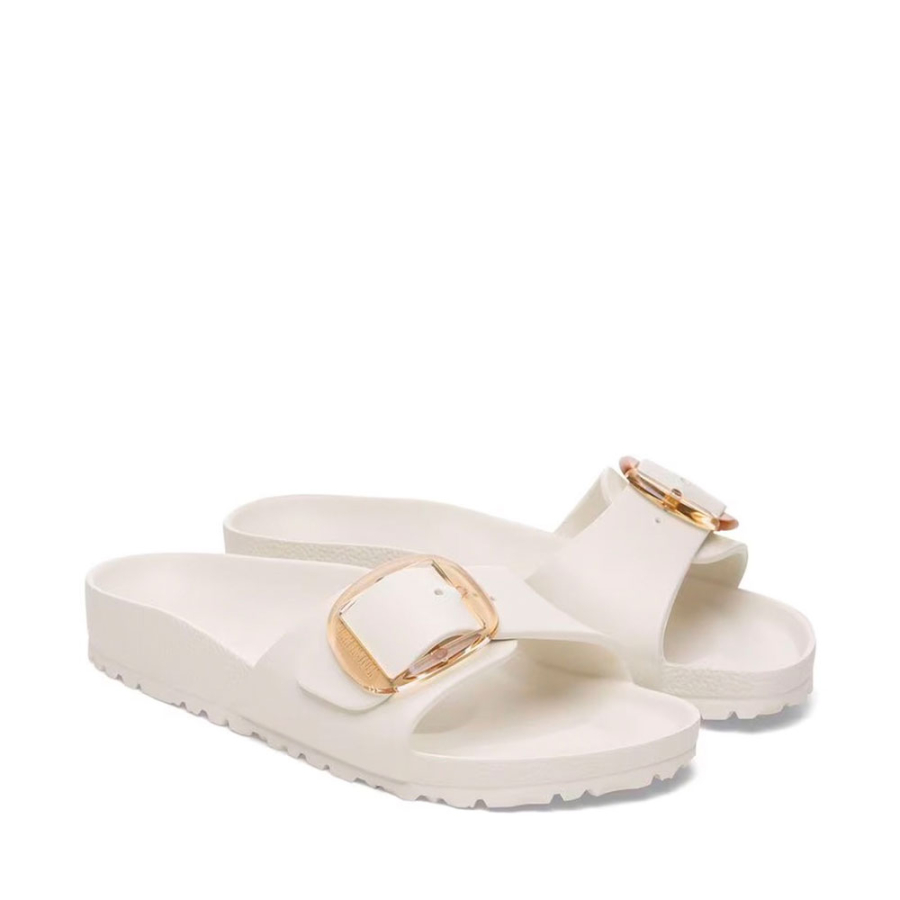 sandalias-birkenstock-de-madrid-com-fivela-em-casca-de-ovo sandalias-birkenstock-de-madrid-com-fivela-em-casca-de-ovo