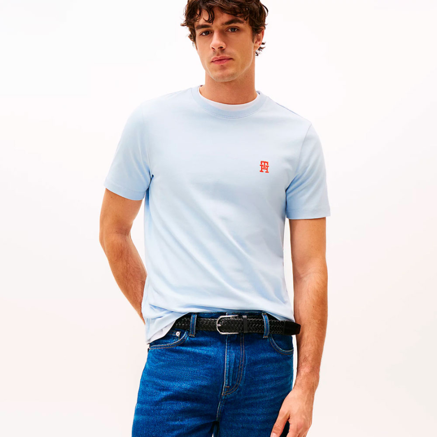 t-shirt-mit-kontrastierendem-th-monogramm t-shirt-mit-kontrastierendem-th-monogramm