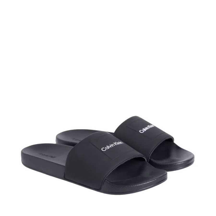 pool-flip-flops-mit-logo pool-flip-flops-mit-logo