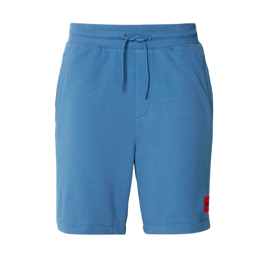 shorts-etiqueta-con-logo-roja shorts-etiqueta-con-logo-roja